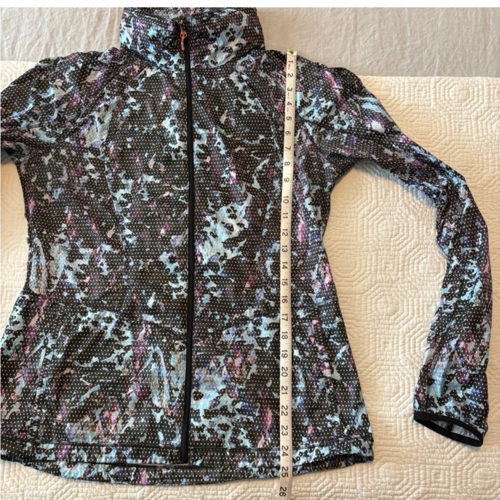 Lululemon Back Pack It Jacket